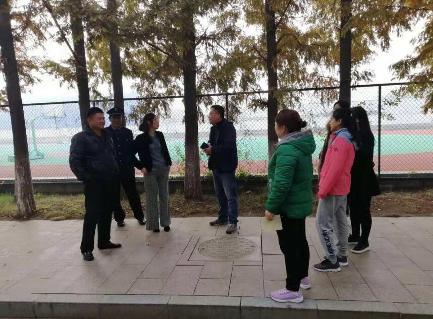 日出水了啊快点使劲动态图