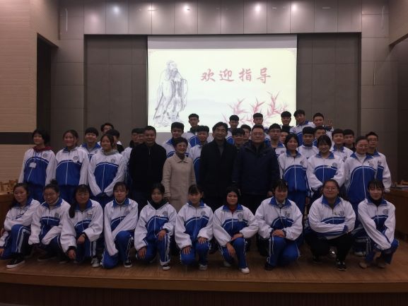 日出水了啊快点使劲动态图