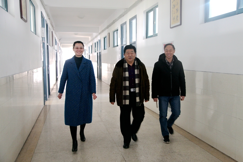 日出水了啊快点使劲动态图