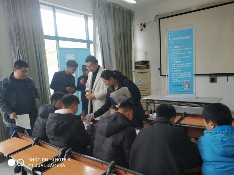 日出水了啊快点使劲动态图