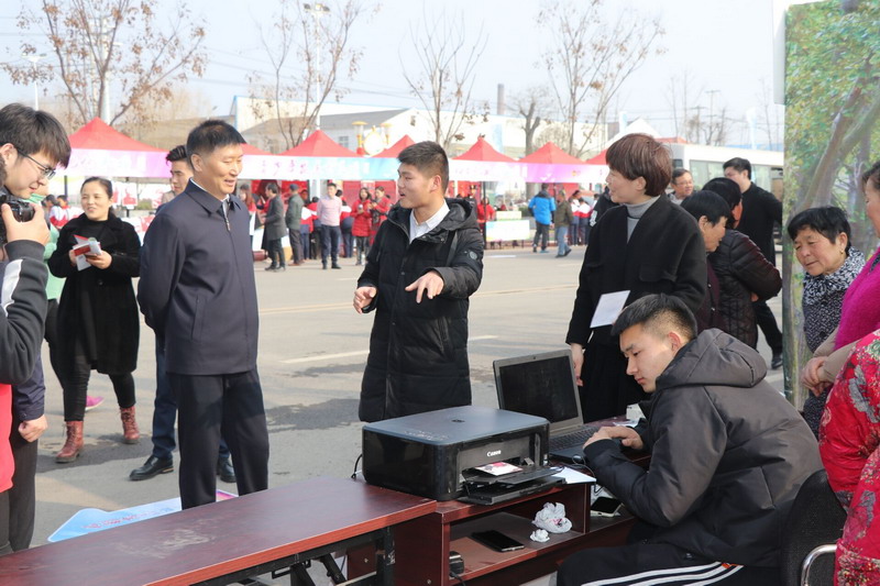 日出水了啊快点使劲动态图