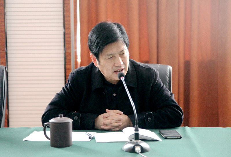 日出水了啊快点使劲动态图