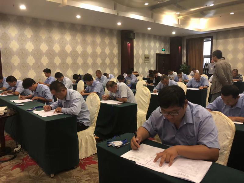 日出水了啊快点使劲动态图