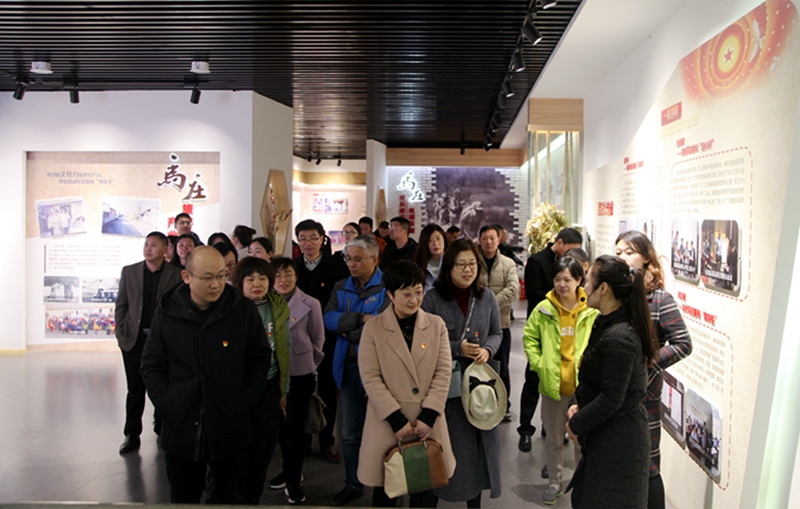 日出水了啊快点使劲动态图