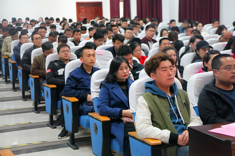 日出水了啊快点使劲动态图