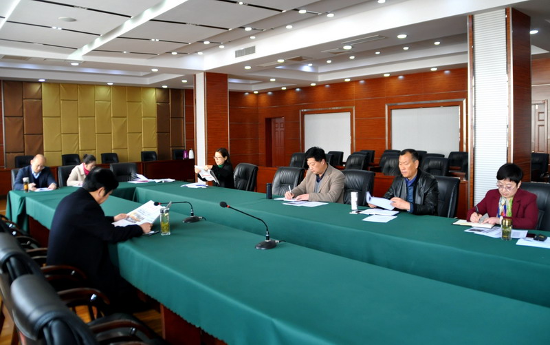 日出水了啊快点使劲动态图