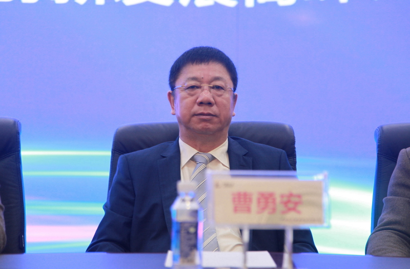 日出水了啊快点使劲动态图