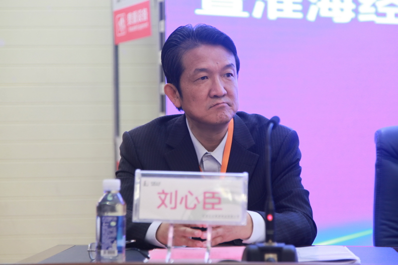 日出水了啊快点使劲动态图