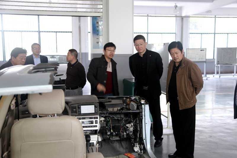 日出水了啊快点使劲动态图