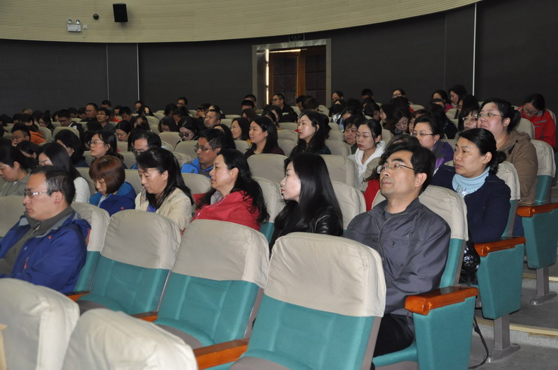 日出水了啊快点使劲动态图