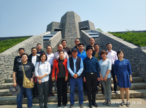 日出水了啊快点使劲动态图