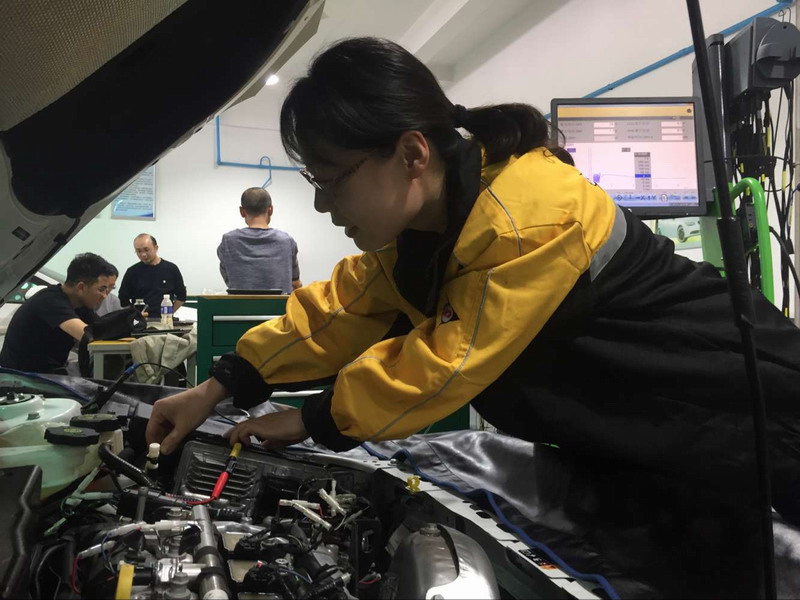 汽车工程学院成功举办2019年校级技能大赛