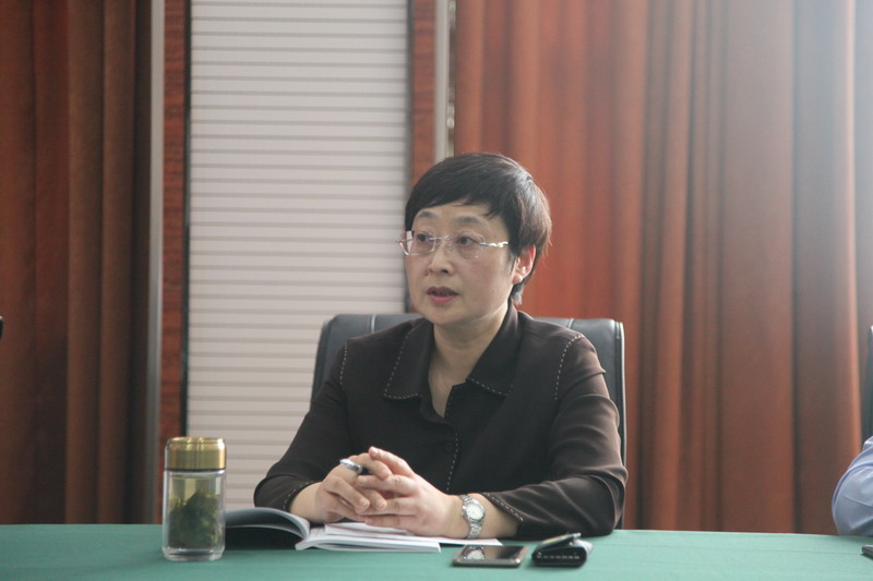 日出水了啊快点使劲动态图