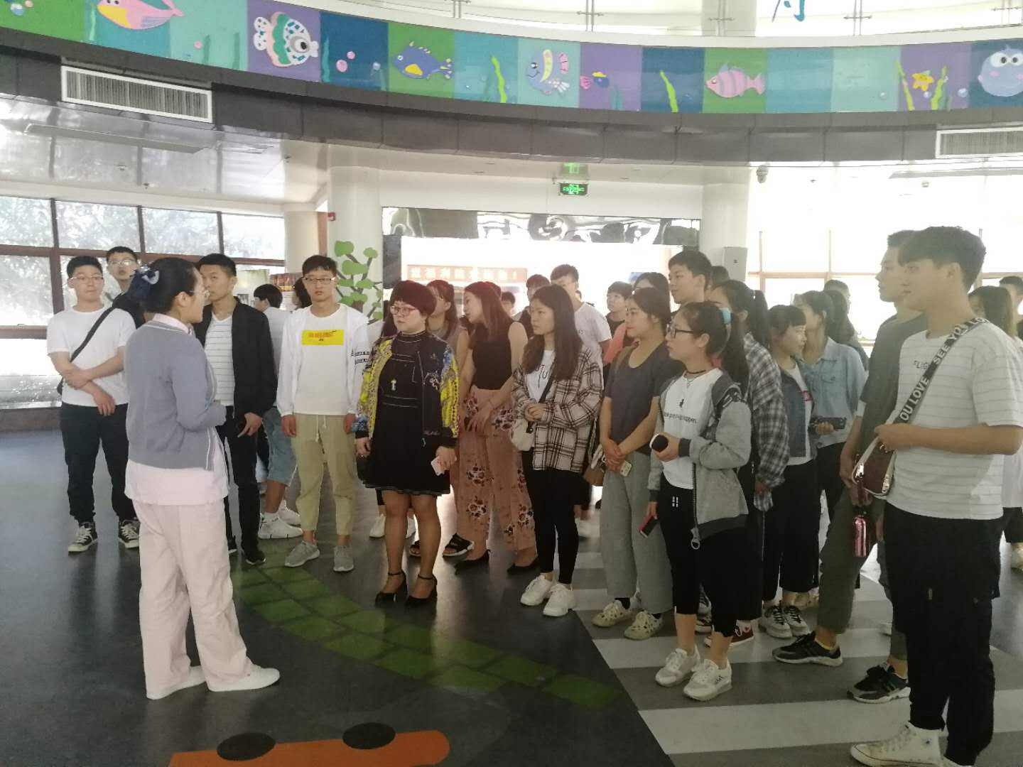 日出水了啊快点使劲动态图