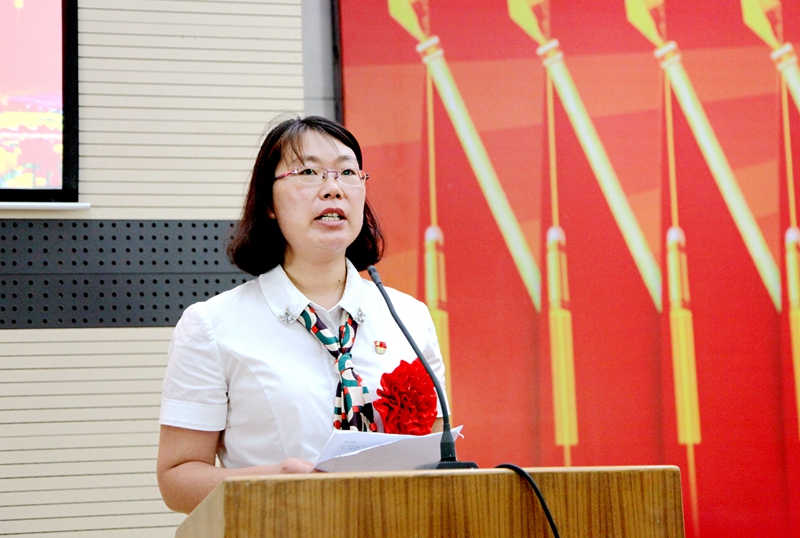 日出水了啊快点使劲动态图