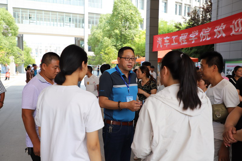 日出水了啊快点使劲动态图