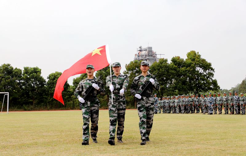 日出水了啊快点使劲动态图