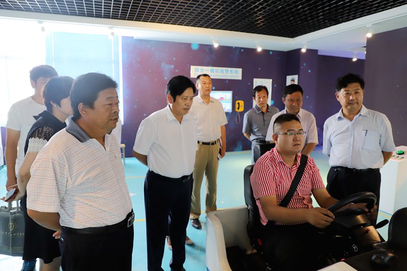 日出水了啊快点使劲动态图