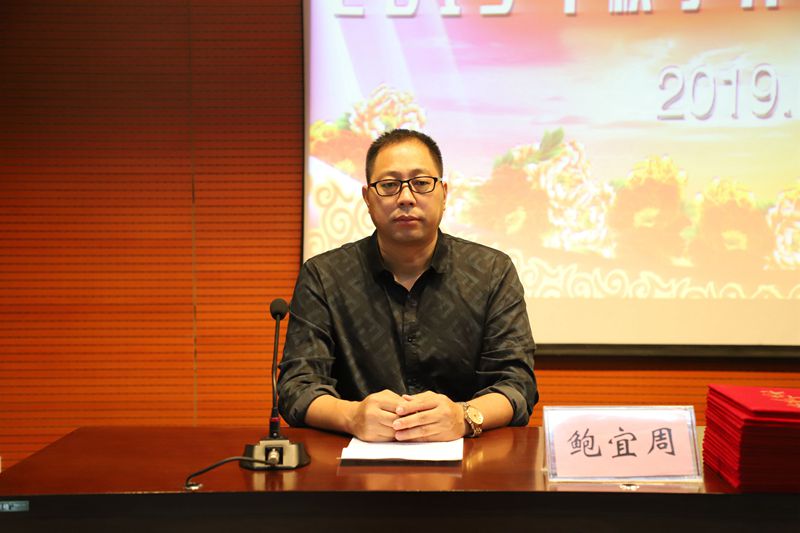 日出水了啊快点使劲动态图