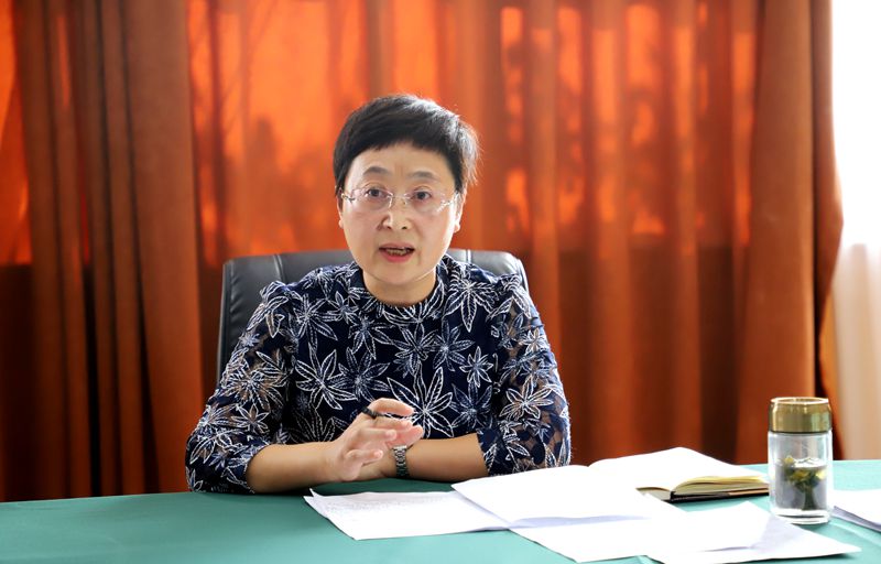 日出水了啊快点使劲动态图