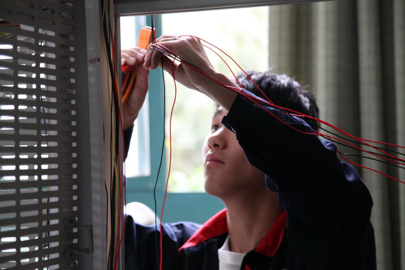 日出水了啊快点使劲动态图