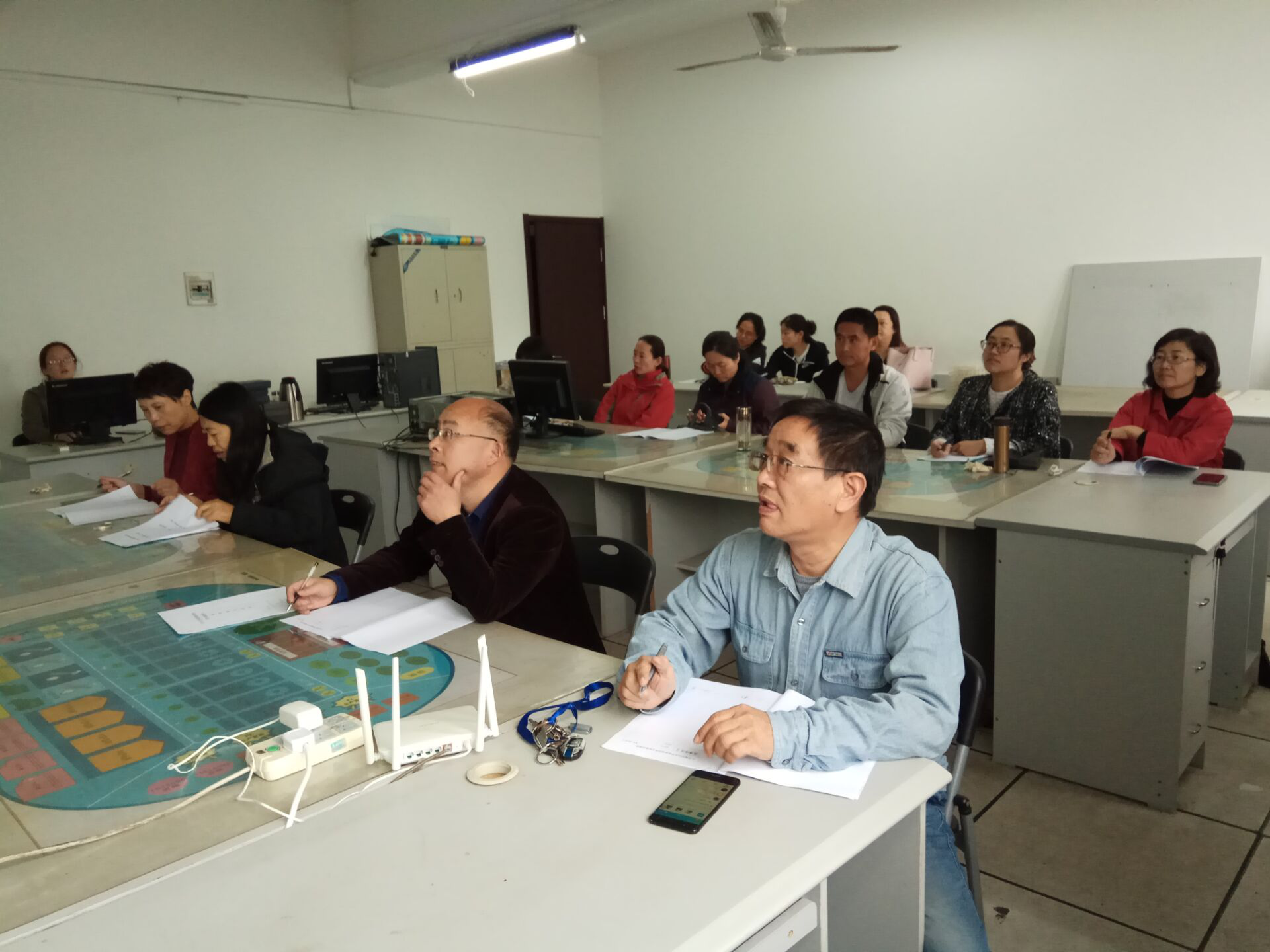 日出水了啊快点使劲动态图