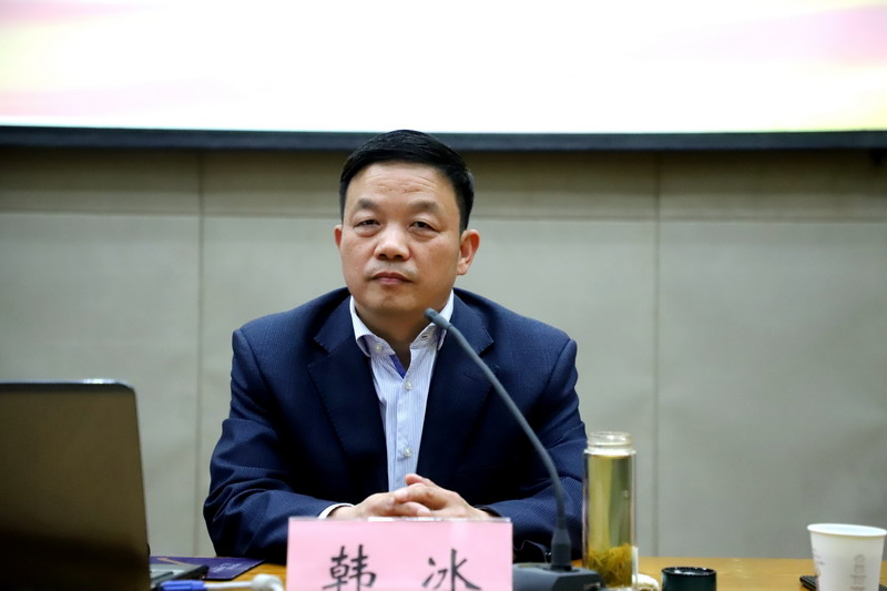 日出水了啊快点使劲动态图