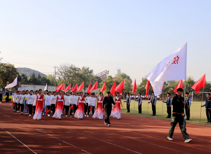 日出水了啊快点使劲动态图