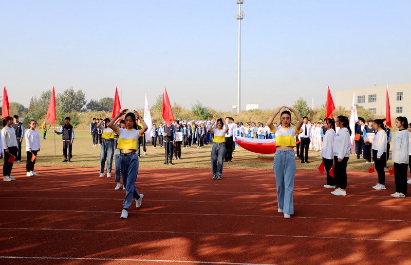 日出水了啊快点使劲动态图