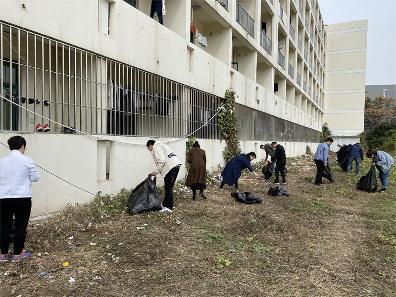 日出水了啊快点使劲动态图