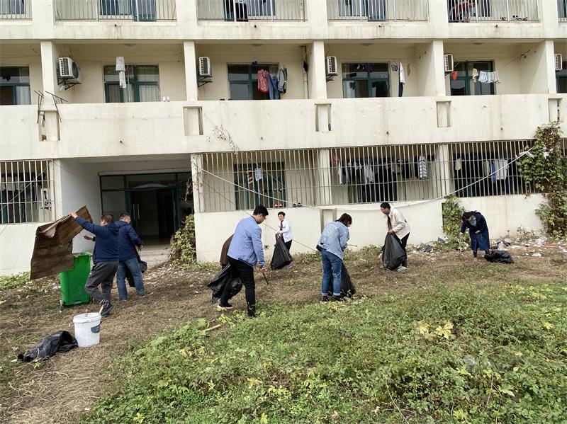 日出水了啊快点使劲动态图