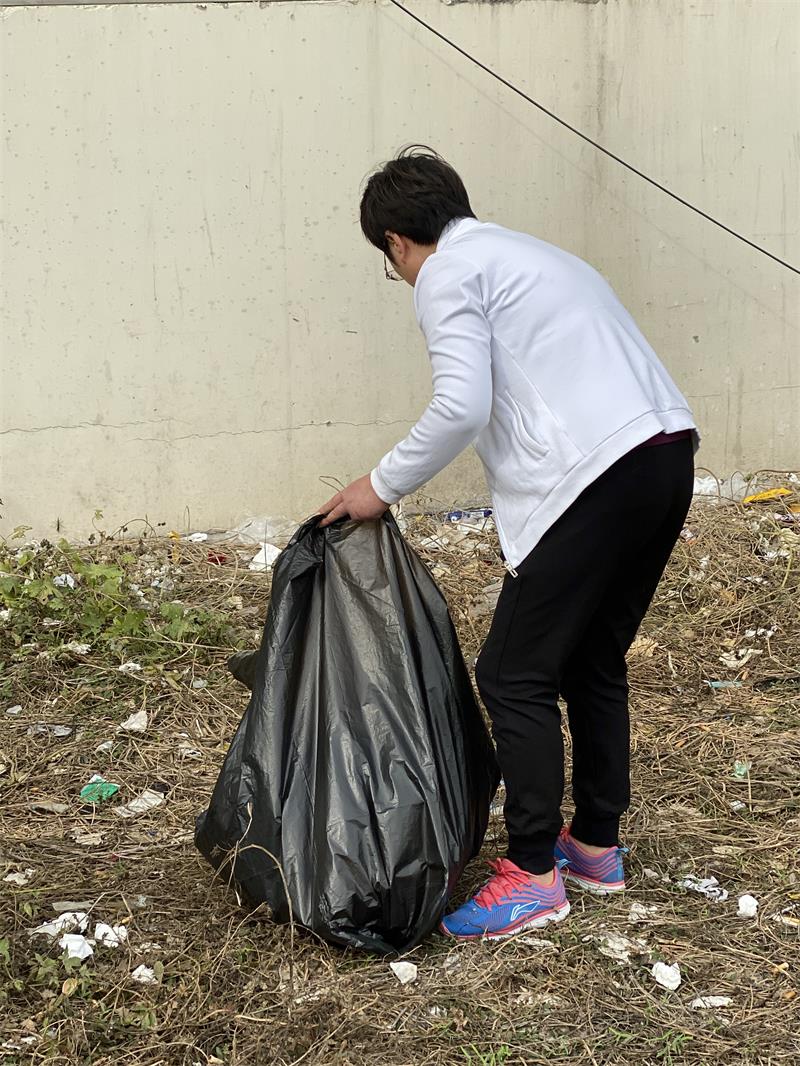 日出水了啊快点使劲动态图