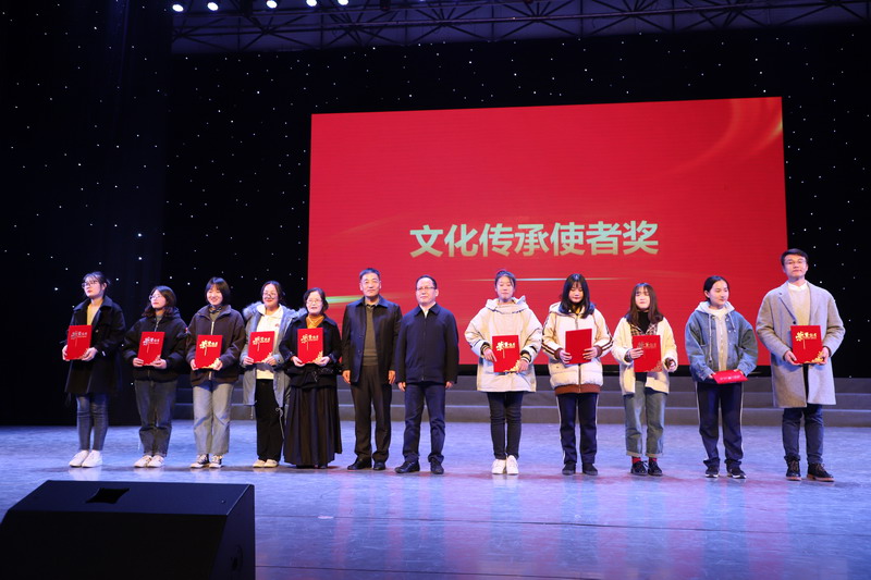 日出水了啊快点使劲动态图