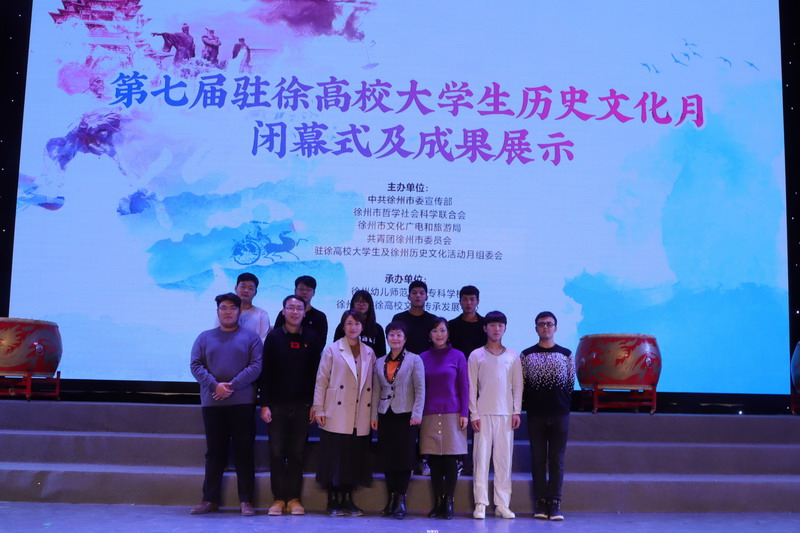 日出水了啊快点使劲动态图