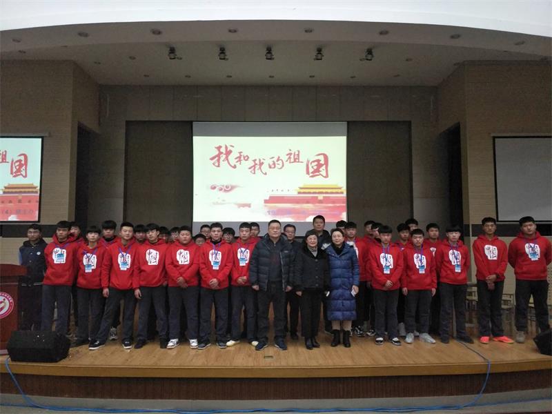 日出水了啊快点使劲动态图