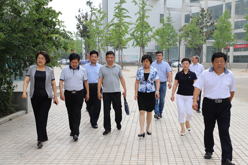 日出水了啊快点使劲动态图