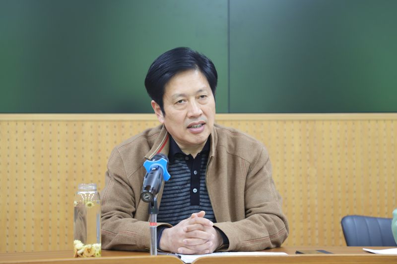 日出水了啊快点使劲动态图