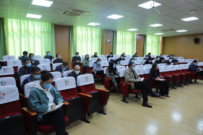 日出水了啊快点使劲动态图