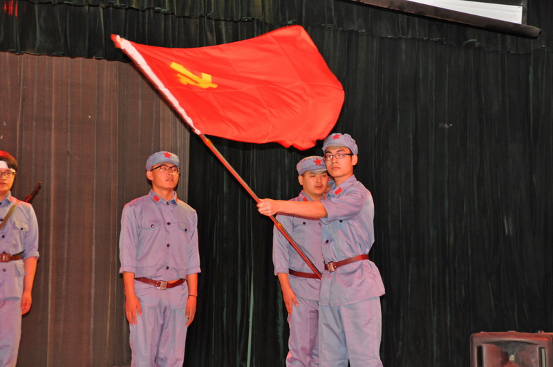 日出水了啊快点使劲动态图