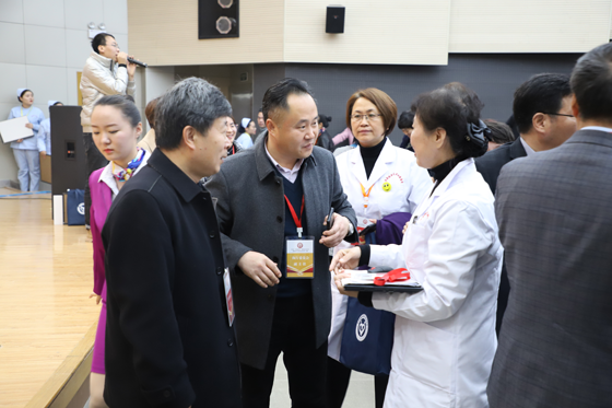 日出水了啊快点使劲动态图