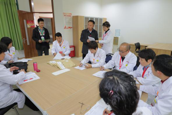 日出水了啊快点使劲动态图