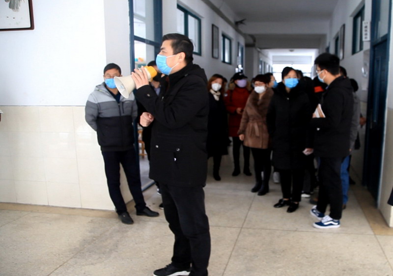 日出水了啊快点使劲动态图