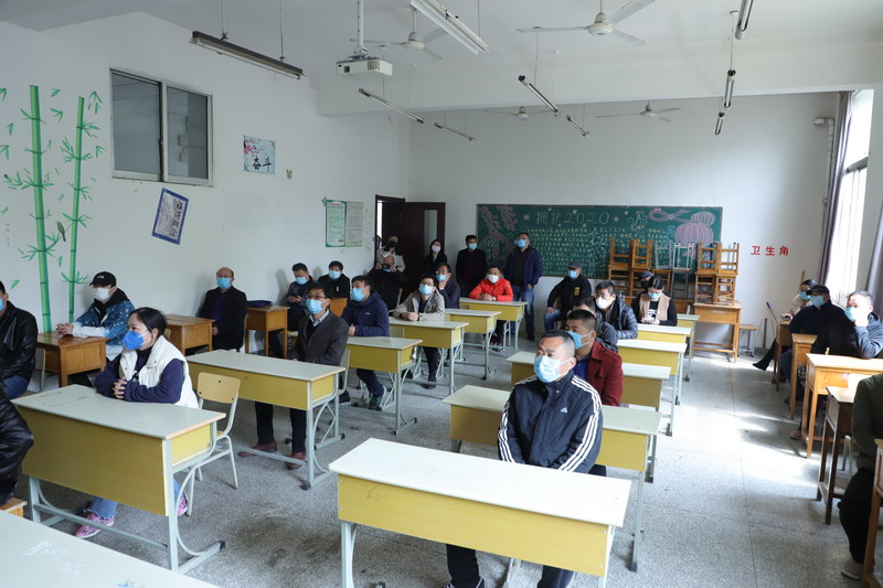 日出水了啊快点使劲动态图