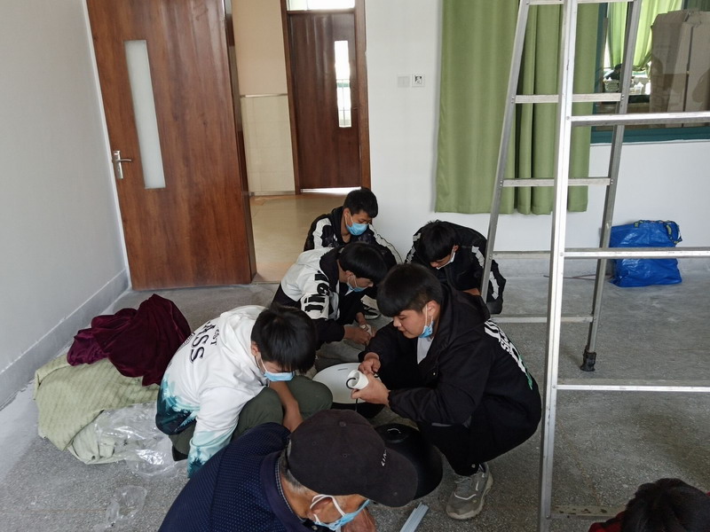 日出水了啊快点使劲动态图