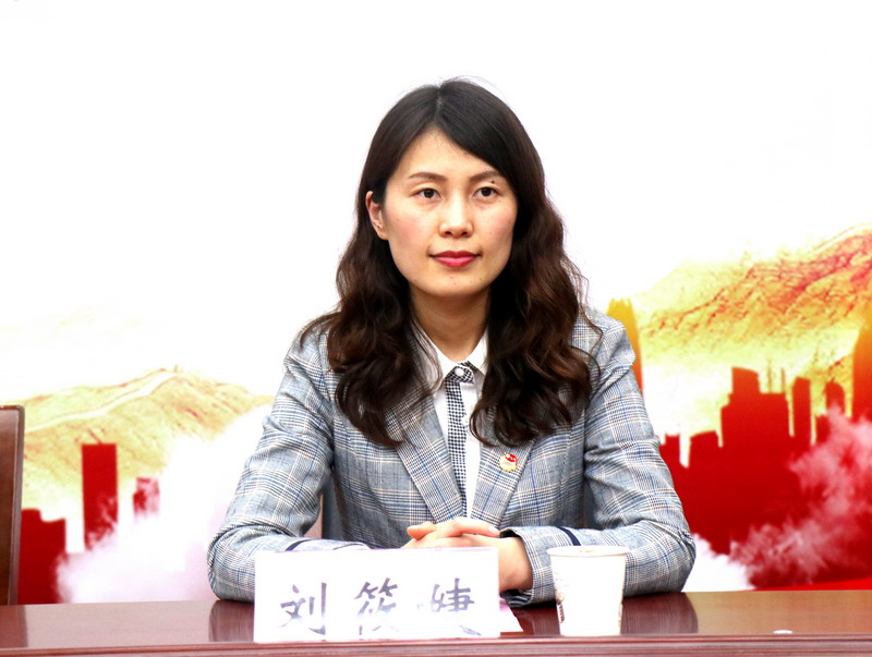 日出水了啊快点使劲动态图