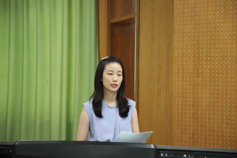 日出水了啊快点使劲动态图