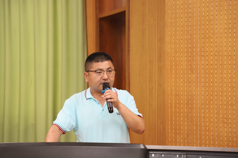 日出水了啊快点使劲动态图