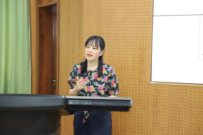 日出水了啊快点使劲动态图