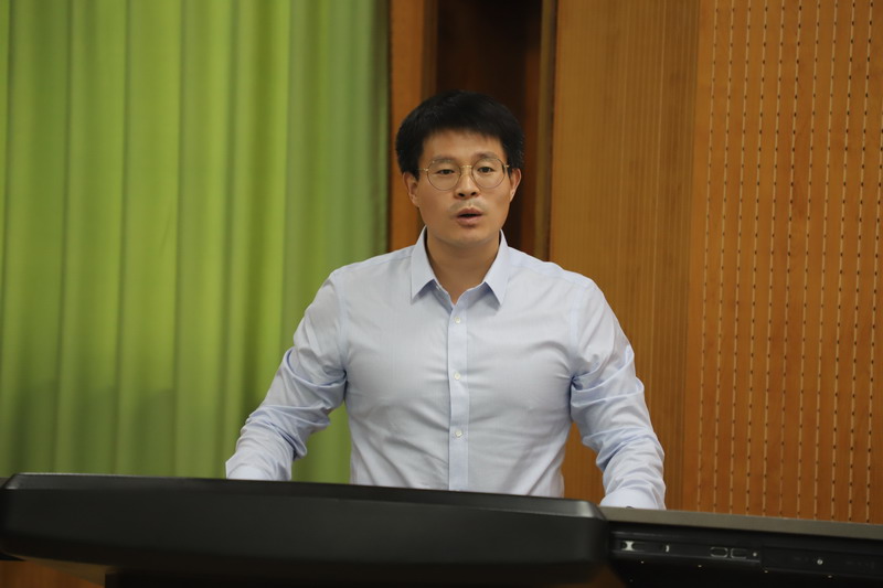 日出水了啊快点使劲动态图