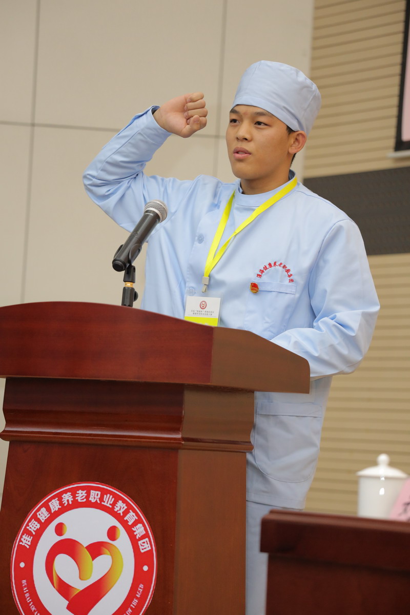 日出水了啊快点使劲动态图